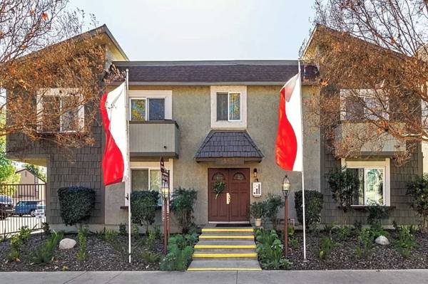 $2,095 / 1br - 611ft2 - Make yourself at home in comfort and style! 1 Bed / 1 Bath 611 SqFt (Tarzana - 18632 Collins St)s