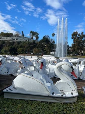 $4,250 / 3br - 2300ft2 - Echo Park Huge 2,300’ 3 bedroom &amp; 3 bath duplex with bonus room (Los Angeles)s