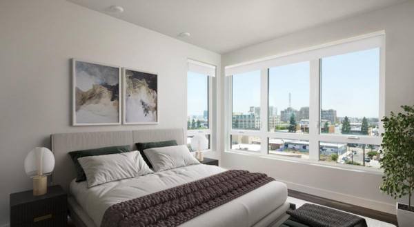 $2,460 / 396ft2 - Dual-Sink Bath Vanities, Club Room, Linen Shelves and Alcove (Los Angeles - Social District)s