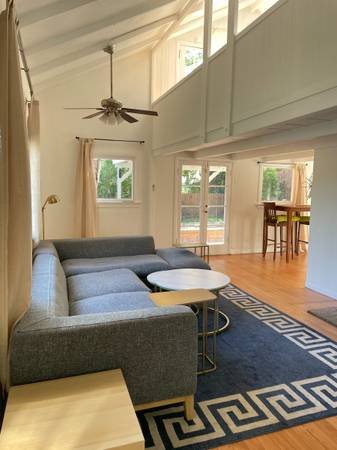 $4,150 / 1br - 850ft2 - Furnished Hollywood Hills Cottages