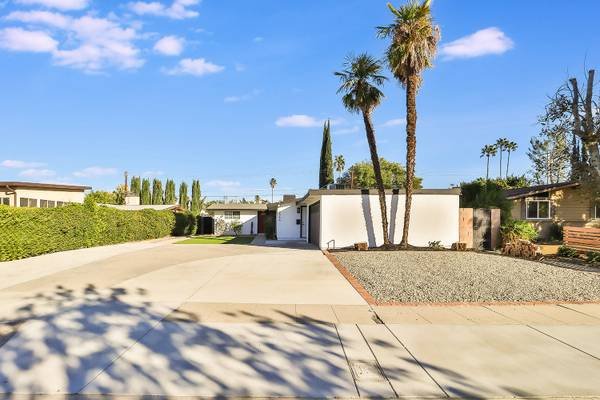 $7,498 / 4br - 1500ft2 - Single Family Residence Available at 6564 Kelvin Avenue, Winnetka, CAs