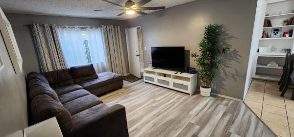 $99 / 2br - $99 Per Night: Two Bedroom, Two Bath with Large Kitchen and Living Room (1432 W. 106th St)s