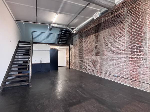 $3,795 / 1550ft2 - New York Inspired Artist Lofts/ Work Studios-In-unit Washer &amp; Dryers