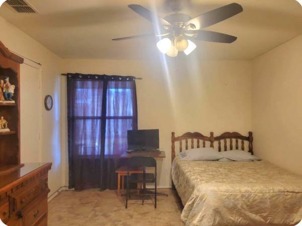 $710 / 1br - 330ft2 - Peaceful Private Room in a Safe Home! Near Airport (San Fernando)s