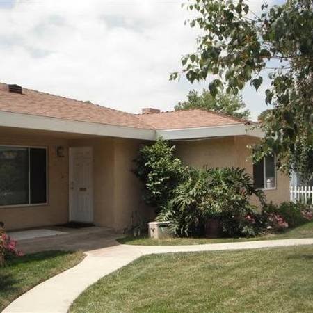 $1,000 / 1br - 1 Person Private Room Available in the Northridge / CSUN Area (Northridge / CSUN Area)s