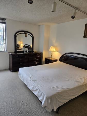 $1,450 / 1br - Room for Rent at Doheny &amp; W 3rd, $1,450 a Month (Los Angeles)s