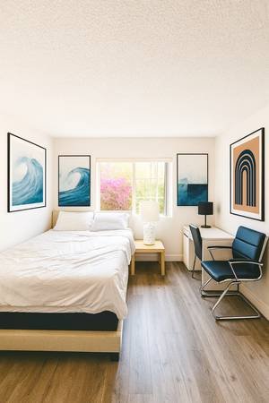 $500 Weekly Penthouse Room Rentals