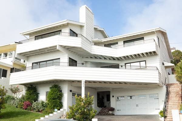 $16,500 / 4br - 4200ft2 - Huge Winter Discount 4200 SF 4+4 Silicon Beach Home with Stunning Views (Playa Del Rey)s