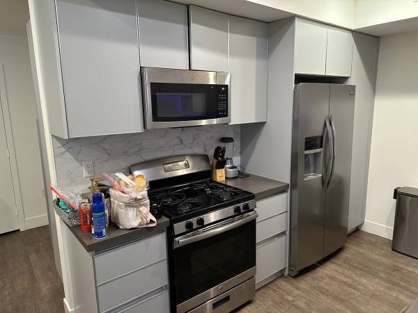 $1,500 / 4br - Fully Furnished Shared Apartment (Hollywood)s
