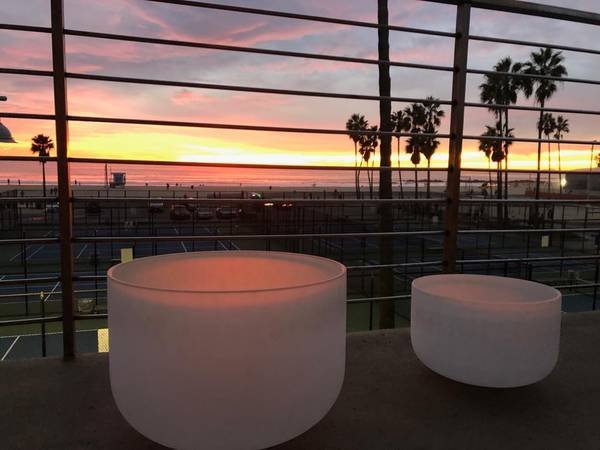 $1,000 / 6br - 3500ft2 - Rooms on Venice Boardwalk (Venice)s