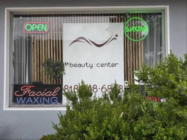 Professional Men Waxing Here (Burbank) (Burbank) Professional Men Waxing Here (Burbank) (Burbank)