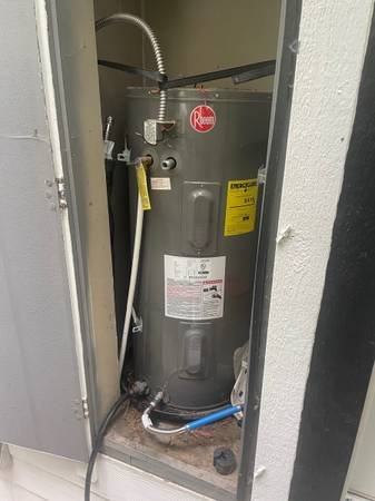 Plunger and Water Heater Services (Thousand Oaks) Plunger and Water Heater Services (Thousand Oaks)