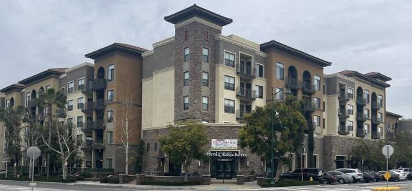 Salon Suites/Rooms Available for Rent with 4 Weeks of Rent Free in West Covinas