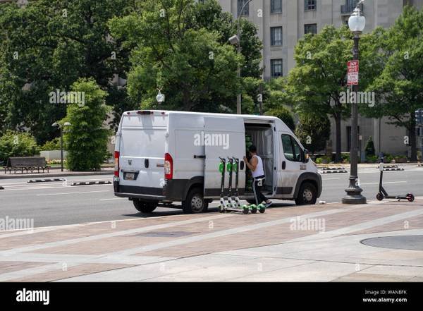 E-Scooter Field Operations Specialist *make 1k per week (DTLA/Santa Monica)s